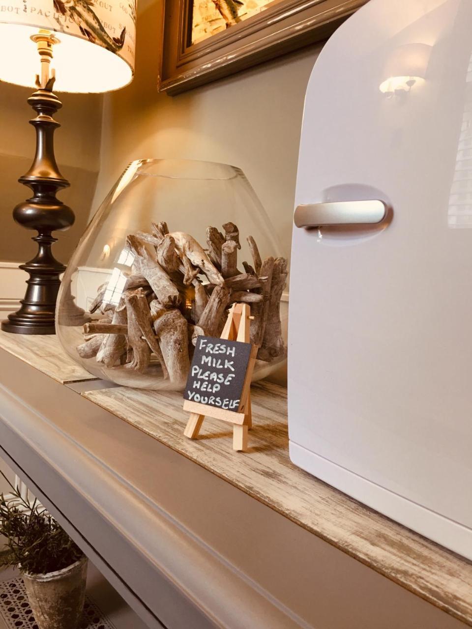 The Bridge House Bed & Breakfast Bridport Eksteriør bilde